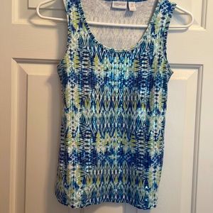 Zenergy by Chico’s size 0 tank top. Front sparkles with clear sequins all over.